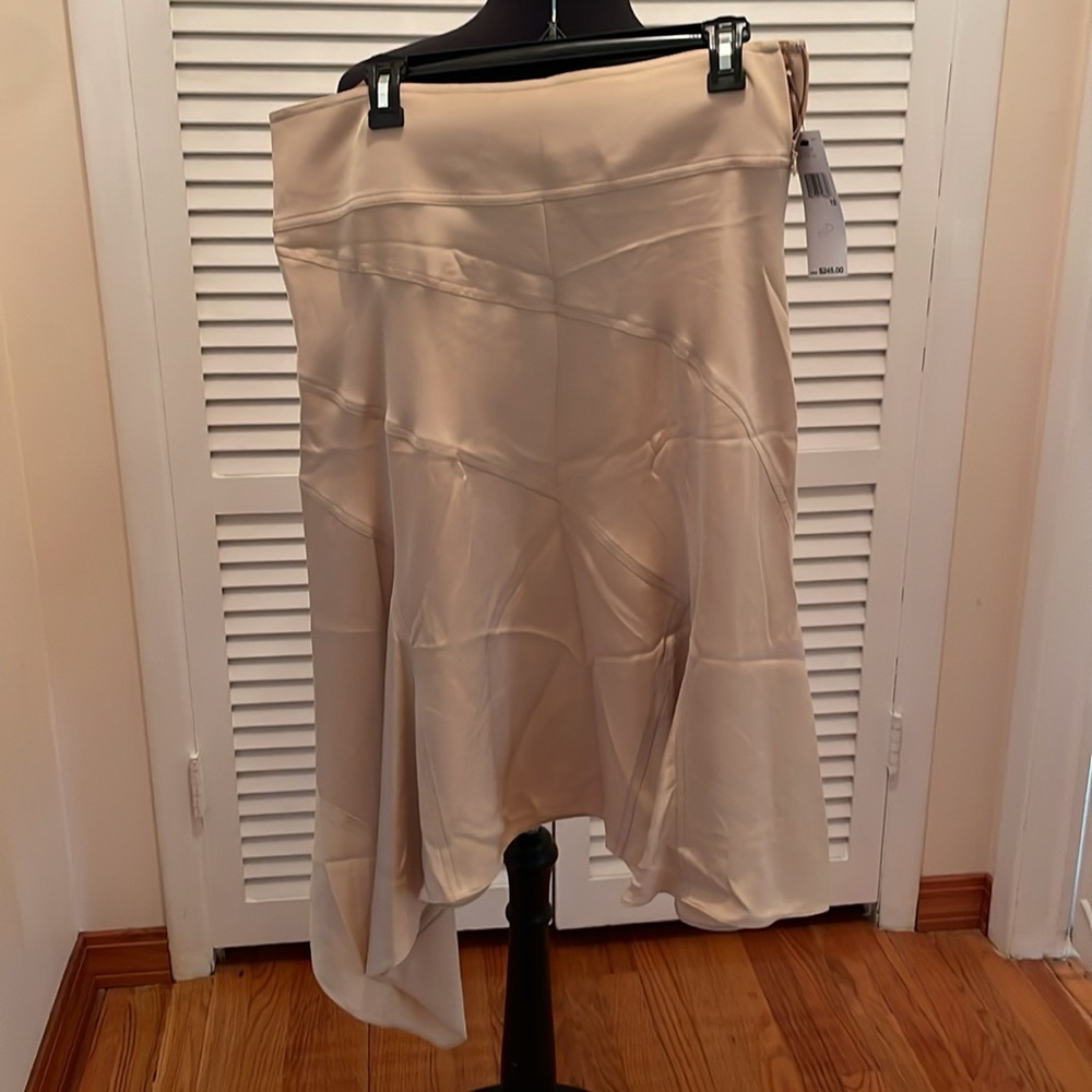 NWT dkny 100%silk skirt